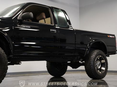 Used 1998 Toyota Tacoma 4x4 w/ SR5 Package image 22