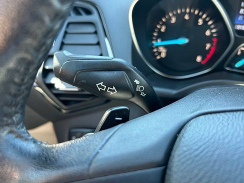 Used 2017 Ford Escape Titanium AWD/4WD image 17