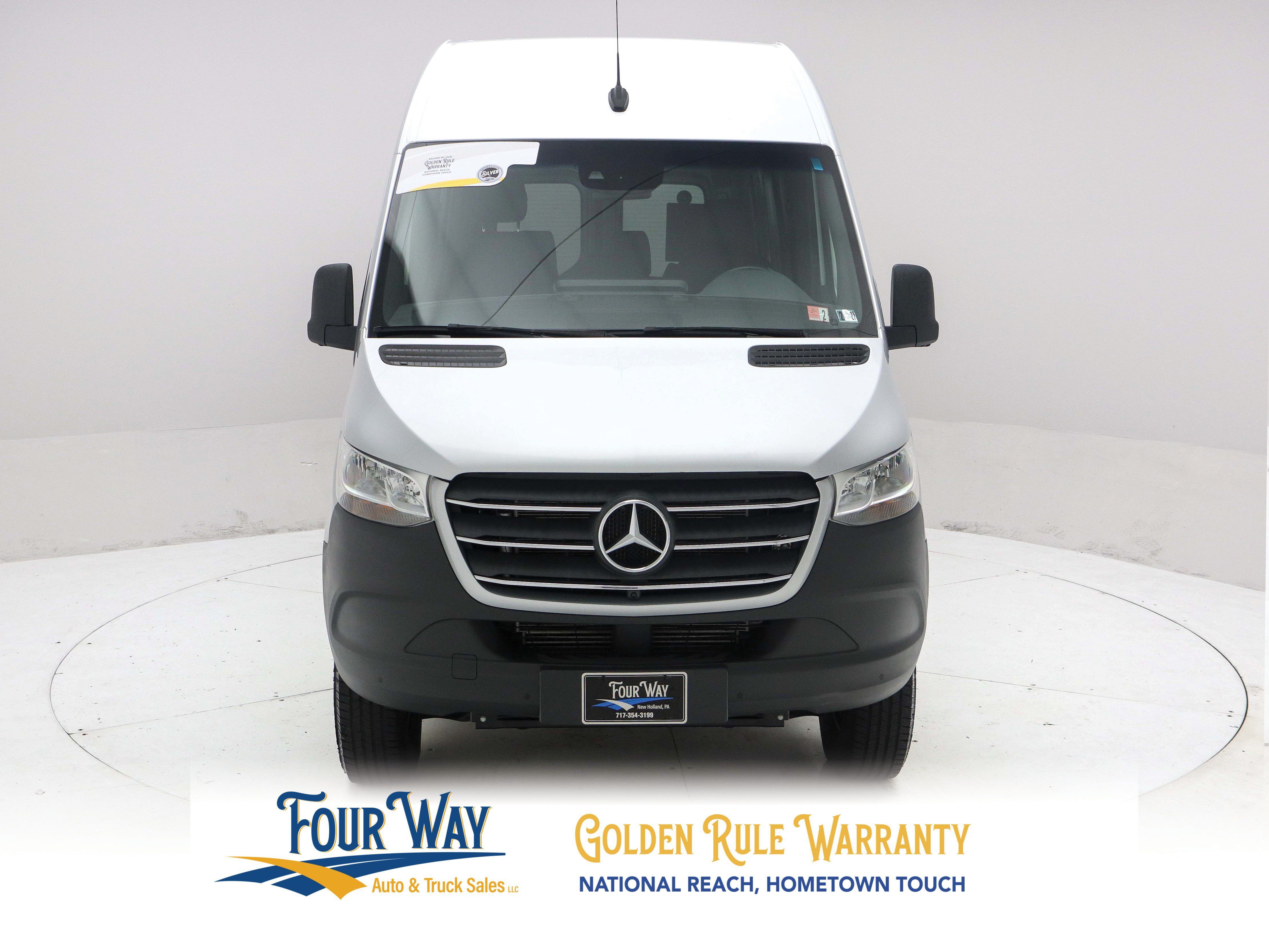 Used 2019 Mercedes-Benz Sprinter 4x4 144 image 9