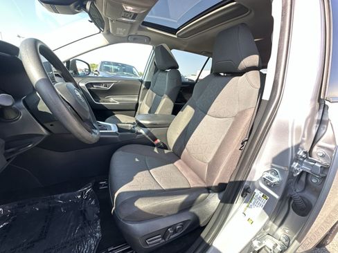 Used 2023 Toyota RAV4 XLE w/ Convenience Package AWD/4WD image 21