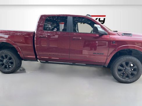 Used 2022 RAM 3500 Limited AWD/4WD image 8