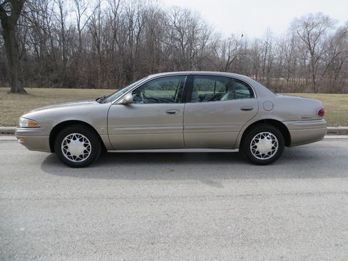 Used 2000 Buick Le Sabre Custom w/ Premium Opt Pkg image 3