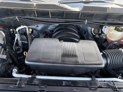 Used 2019 Chevrolet Silverado 1500 High Country w/ Technology Package AWD/4WD image 26