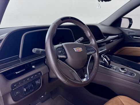Used 2024 Cadillac Escalade Sport w/ Touring Package AWD/4WD image 10