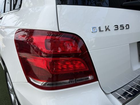 Used 2015 Mercedes-Benz GLK 350 2WD image 11