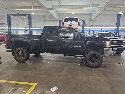 Used 2010 Chevrolet Silverado 2500 LTZ image 12