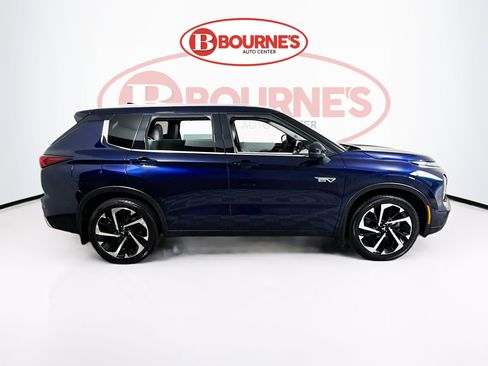 Used 2023 Mitsubishi Outlander SEL AWD/4WD image 12