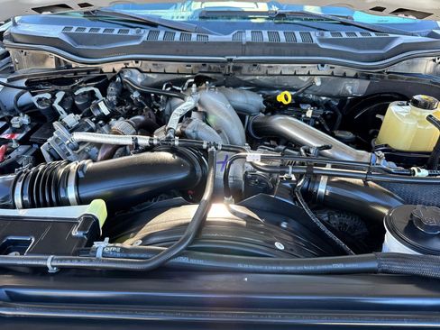 Certified 2020 Ford F250 Lariat w/ Lariat Ultimate Package image 12