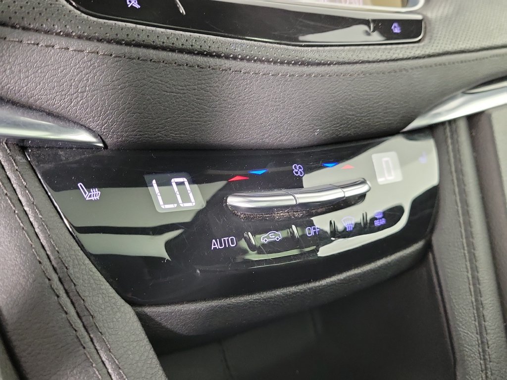 Used 2023 Cadillac XT5 Premium Luxury FWD image 29