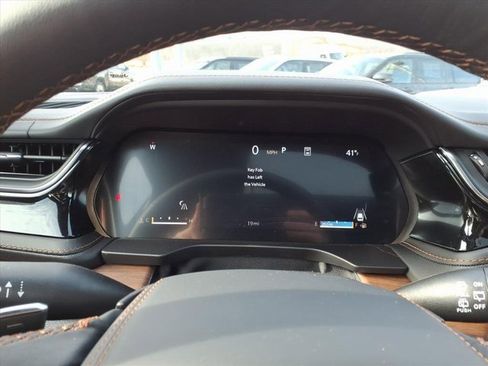 New 2025 Jeep Grand Cherokee L Summit image 16