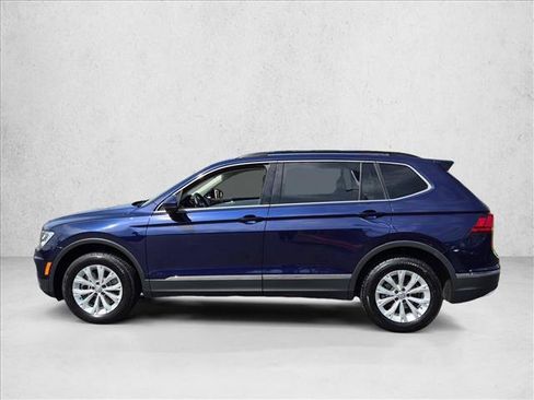 Used 2021 Volkswagen Tiguan SE FWD image 9