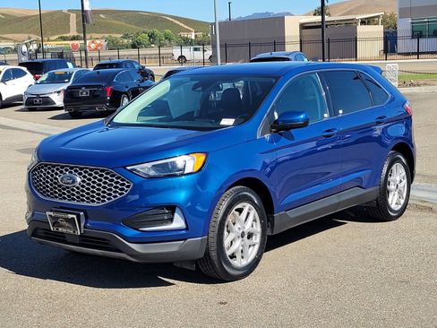 Certified 2023 Ford Edge SEL image 8