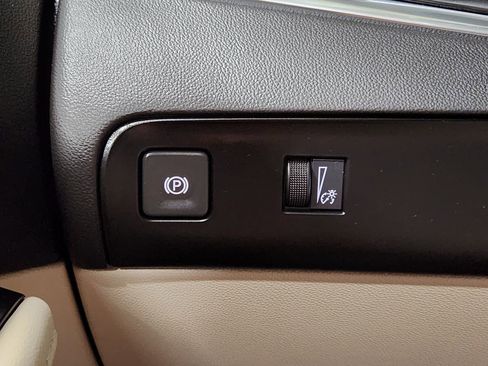 Used 2024 Buick Enclave Essence w/ Sport Touring Edition image 43