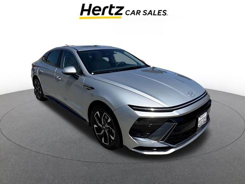 Used 2025 Hyundai Sonata SEL FWD image 1