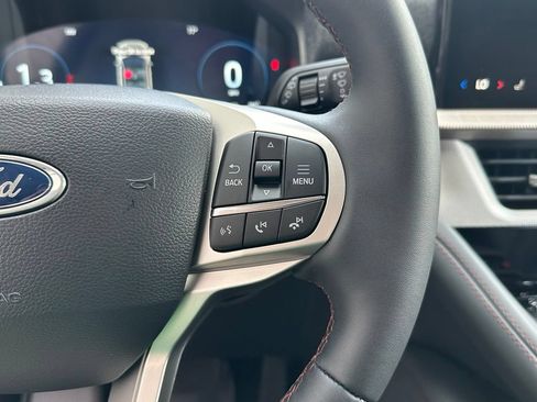 New 2026 Ford Explorer Active AWD/4WD image 10