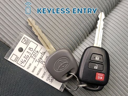 Used 2016 Toyota Prius C Persona Series image 27