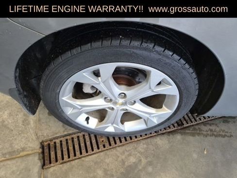 Used 2017 Chevrolet Cruze Premier image 11