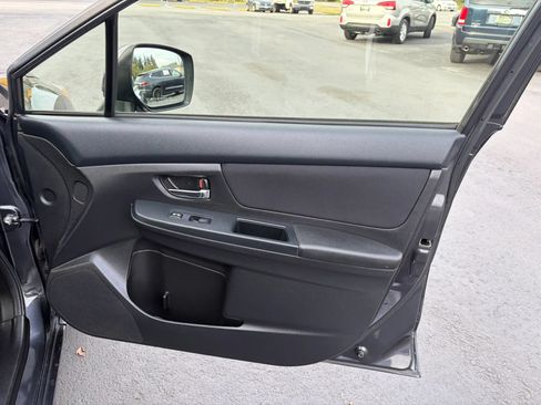 Used 2013 Subaru Impreza 2.0i Premium w/ All-Weather Pkg AWD/4WD image 27