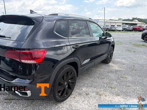 Used 2024 Volkswagen Taos SEL AWD/4WD image 4