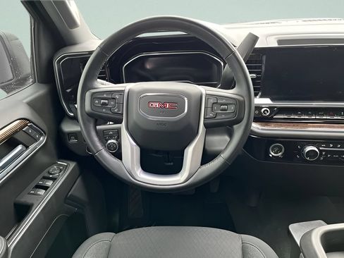 Used 2023 GMC Sierra 1500 Elevation w/ X31 Off-Road Package AWD/4WD image 25