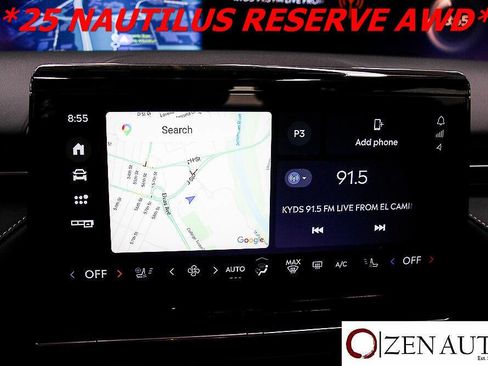Used 2025 Lincoln Nautilus Reserve AWD/4WD image 18