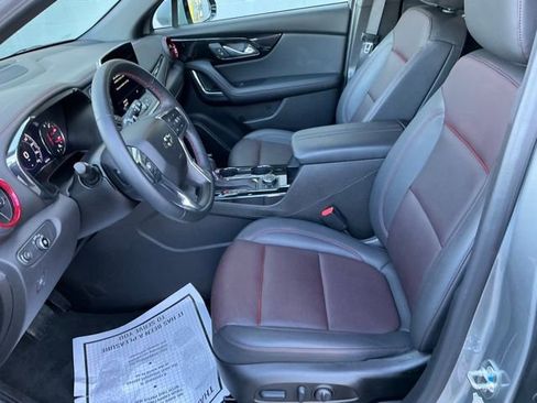 Used 2025 Chevrolet Blazer RS image 12