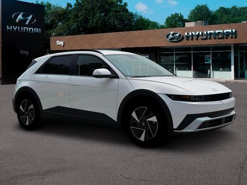 New 2025 Hyundai Ioniq 5 SEL image 10