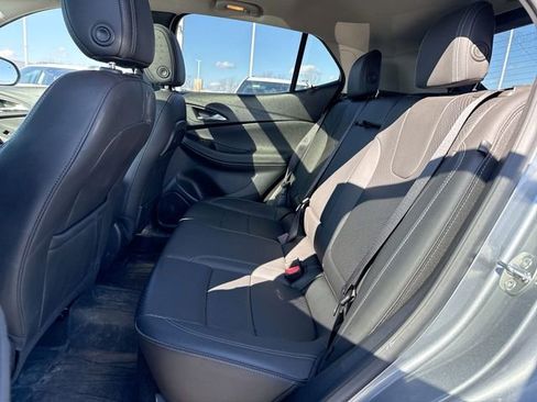 Used 2023 Buick Encore GX Essence w/ Experience Buick Package AWD/4WD image 23