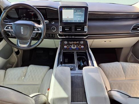 Used 2018 Lincoln Navigator Black Label image 14