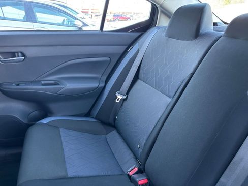 Used 2025 Nissan Versa SV FWD image 37