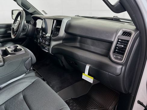 New 2026 RAM 1500 Classic Warlock image 28