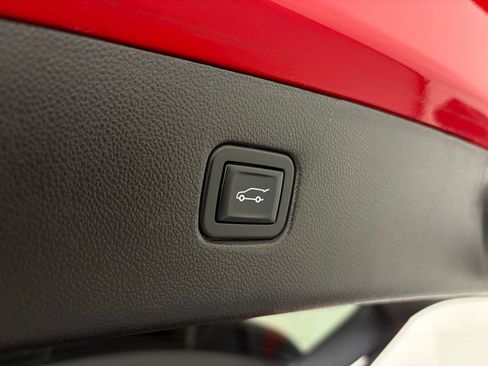 Used 2023 Chevrolet Blazer LT w/ Convenience Package image 39