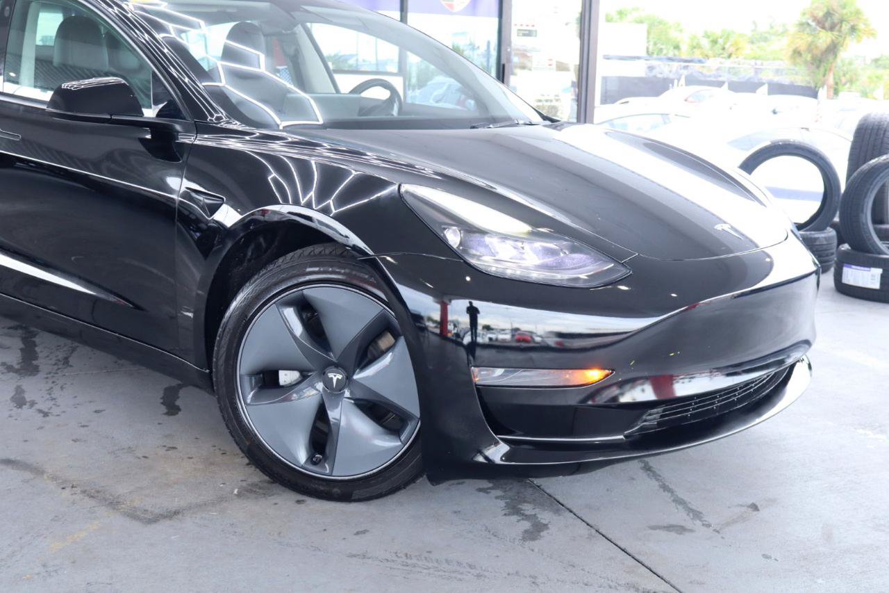 Used 2023 Tesla Model 3 Standard Range RWD image 2