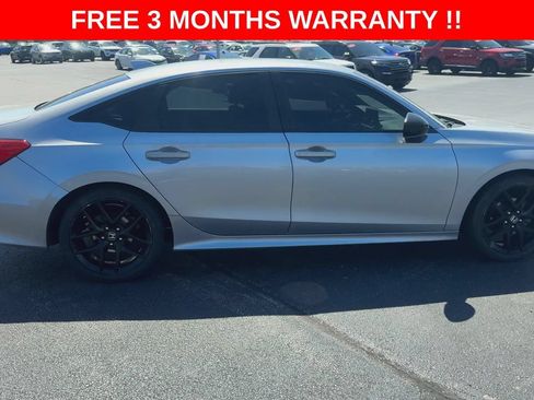 Used 2022 Honda Civic Sport image 2
