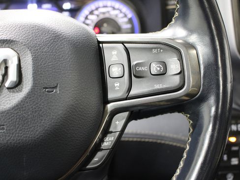 Used 2021 RAM 1500 Limited AWD/4WD image 12
