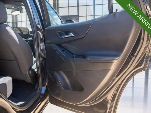 Used 2025 Chevrolet Equinox LT FWD image 25