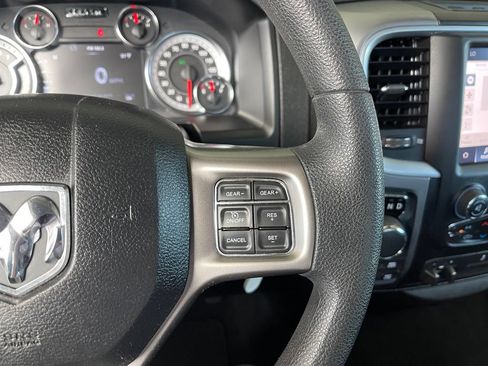 Used 2022 RAM 1500 Classic SLT w/ Electronics Group AWD/4WD image 27