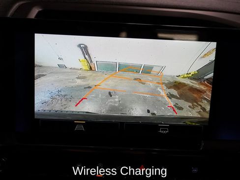 Used 2025 Chevrolet Silverado 1500 LT image 14