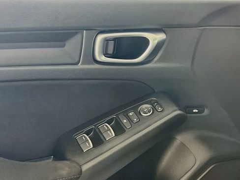 Used 2023 Honda Civic Sport image 12