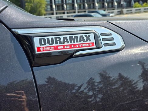 New 2025 GMC Sierra 3500 Denali w/ Denali Reserve Package image 10