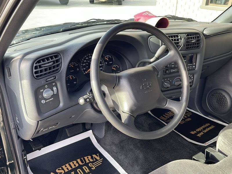Used 2001 Chevrolet S10 Pickup LS w/ Preferred Equipment Group RWD image 28