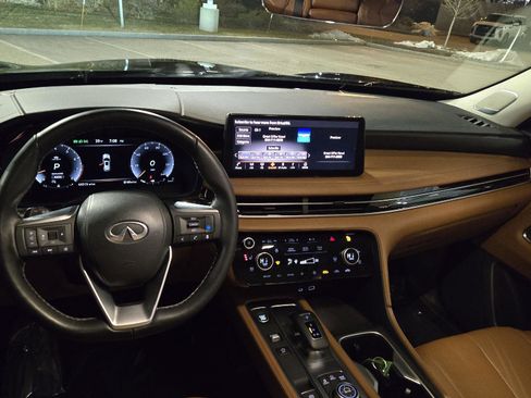 Certified 2023 INFINITI QX60 Sensory image 11