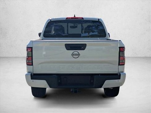 Certified 2025 Nissan Frontier SV w/ SV Convenience Package image 7