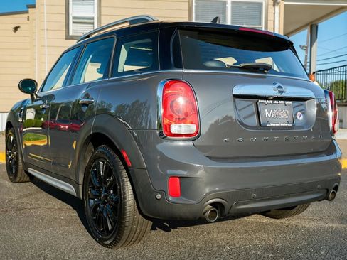Used 2019 MINI Cooper Countryman S w/ Premium Package FWD image 7