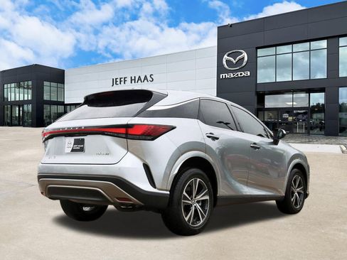 Used 2024 Lexus RX 350 FWD w/ Technology Package image 3