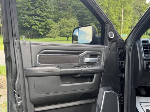 Used 2022 RAM 2500 Laramie AWD/4WD image 25