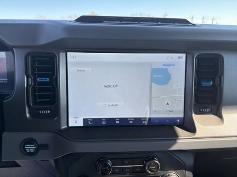 Used 2024 Ford Bronco Black Diamond w/ Sasquatch Package image 8