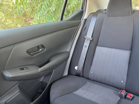 Used 2025 Nissan Sentra SV FWD image 36