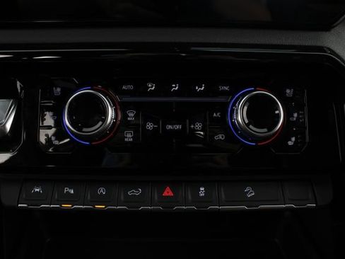 New 2026 GMC Sierra 1500 AT4 image 8