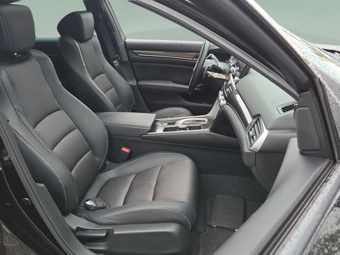 Certified 2019 Honda Accord Sport image 15